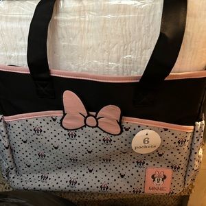 MINNIE DIAPER BAG+DIAPERS SIZE 2 NIB/ bundle with 5 LBS.MORE SIZE2 STeal mommmm!